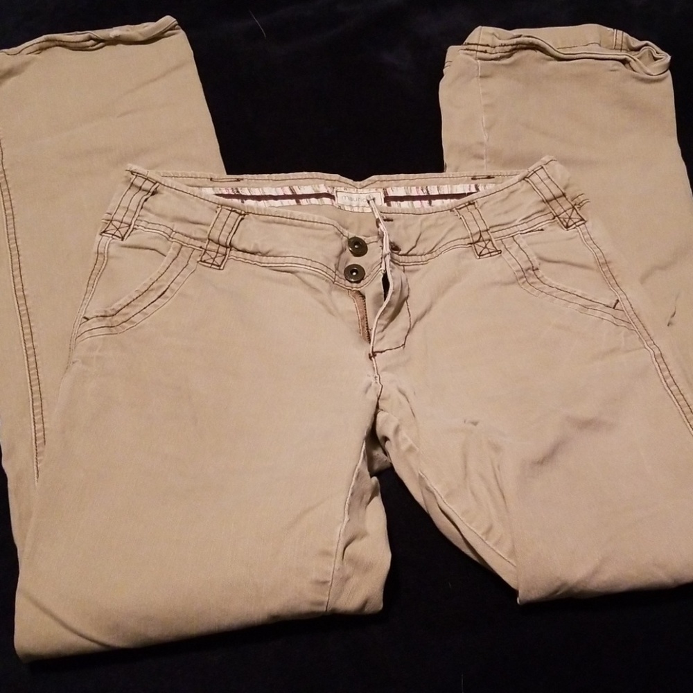 Maurices khaki pants sz 3/4